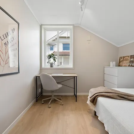 Apartamento 4 Soverom I Sentrum
