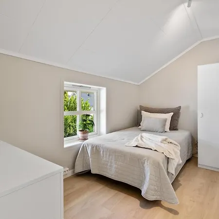 4 Soverom I Sentrum Apartamento *